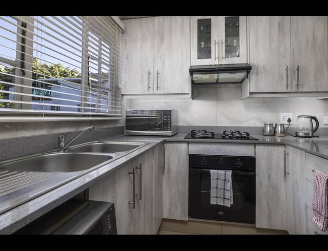 2 BEDROOM APARTMENT TO LET IN GLENWOOD